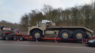 Berliet T100 quotLe Géant du désertquot un camion de 50 tonnes aux portes de Dijon [upl. by Netfa]