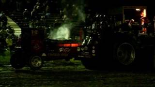 Canadian Flyer  Casselman Tractor Pull 4 July 2009 [upl. by Ladnar]