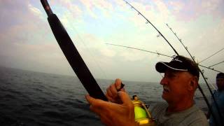 WILLMINGTON CANYON TUNA FISHING [upl. by Annehcu]