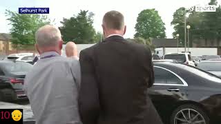 1️⃣0️⃣👴s Bodyguard Pushes Gary Cotterill Out The Way For Harassing Him  220522 🤯😵😳🤕🥴🧐 [upl. by Mushro]