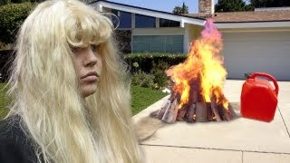 Amanda Bynes Sets Fire Placed on 5150 Psychiatric Hold DETAILS amp EXCLUSIVE PHOTOS [upl. by Adoree]