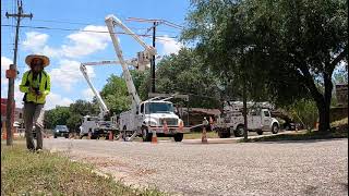 Working in powerlines in Kenedy Texas [upl. by Outlaw]