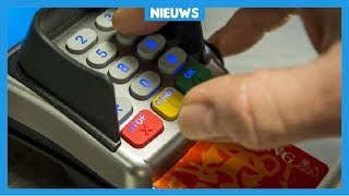 Steeds minder mensen betalen met contant geld [upl. by Anirtep]