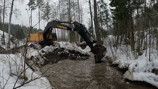 Digging out small silt pond Åkerman h10 [upl. by Gordan]