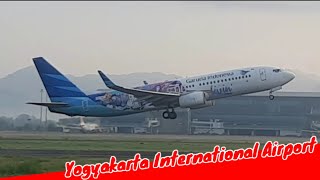 pesawat landing dan take off di bandara Yogyakarta International Airport [upl. by Eivets]