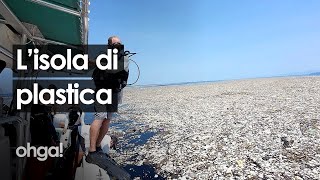 La seconda isola di plastica del pianeta 8km² di immondizia inquinano il mare dellAtlantico [upl. by Letsyrc]