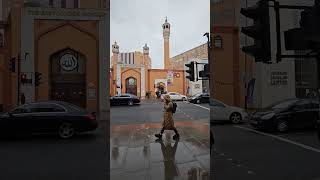 The East London Mosque amp The Muslim Centre  Whitechapel London [upl. by Ebarta]