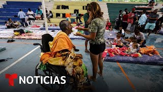 Un muerto y miles de damnificados tras el paso de la tormenta Sara por Honduras  Noticias Telemundo [upl. by Tessy]