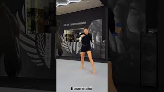 Improve your boxing punching speed boxing usaboxing boxingtraining usa muaythai tutorial 1k [upl. by Vladamar858]