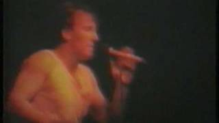 Bruce Springsteen  Im on fire  Milano 21061985 [upl. by Yreneh]