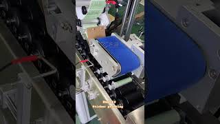 Syringe labeling machine round bottle horizontal labeling machine youtube stickermachine shorts [upl. by Hterrag]