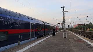 NJ 49140491 to WienInnsbruck arriving at the platform at Hamburg Altona [upl. by Orna]