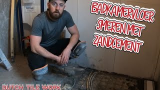 Badkamervloer smeren met zandcementShowerfloor mud install1 [upl. by Kappel]