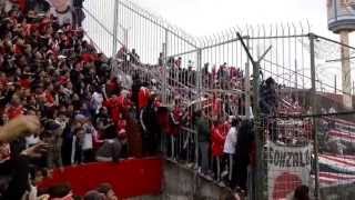 La hinchada de River vs Union en Santa Fe 2013 [upl. by Esirahc24]