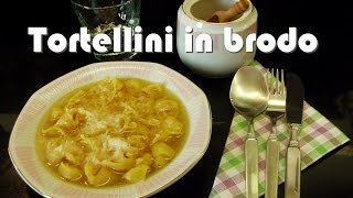 Como hacer CAPELETINIS  Tortellini in brodo receta fácil italiana Ricetta tortellini in brodo [upl. by Adranoel694]