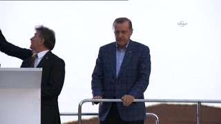 Turquie Erdogan élu président prêche la réconciliation [upl. by Neehsas113]