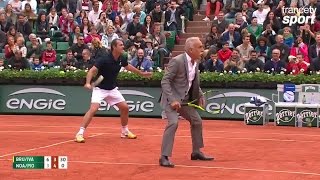 Bahrami fait le show en costard cravate [upl. by Grae886]