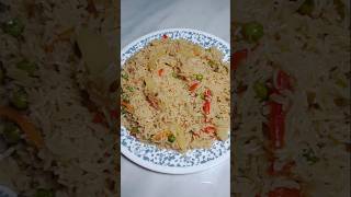 Quick amp Easy Vegetable Pulao Recipe 🌿🍚 shortsfeed vegetablepulao [upl. by Eelamme]