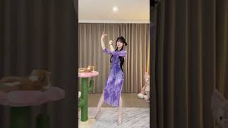 This dress looks so slim Pipa Xing Cheongsam [upl. by Nitsirk600]