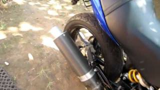 VTR 250 revving with no baffle [upl. by Ciapas255]