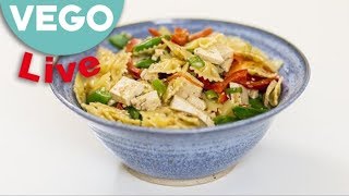 Mumsig Vegetarisk asiatisk pastasallad med tofu [upl. by Tnerual]