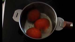 Comment monder des tomates [upl. by Avie]