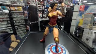 DC Core Wonder Woman 9quot PVC Statue by Diamond Comics [upl. by Inaoj]