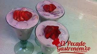 Como hacer fresas con crema [upl. by Airotnahs]