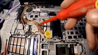 Lenovo T410 Thinkpad fan cleaning and internals [upl. by Ynove]