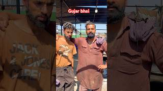 Gujar bhai Kashmiri wazwan ka name bolta ha food streetfood wazwaan trending viralvideo [upl. by Eittah]