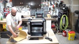 Delta 22590 planer unboxing and trial use [upl. by Gnuj]