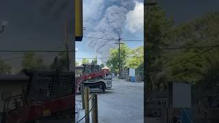 Happening now chemical fire has broken out at gas plant in Garyville Louisiana [upl. by Ferren244]