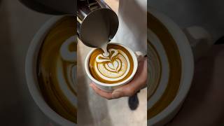 New Rose Art 🌹🌿 coffeart coffee coffeeart latteeart latteartbasic cafelatteart roseart [upl. by Artur]