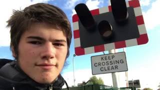 Lowdham Station Level Crossing 17102016 [upl. by Aloz]