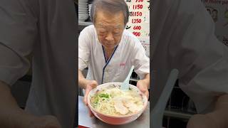 【大阪ラーメン】半世紀以上愛される塩ラーメンと餃子 Ramen master 小洞天 大阪 難波 千日前 [upl. by Kired]