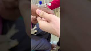 Iv cannula kaise lagate hain  live Demo of iv cannulation procedure cannula Insertion technique [upl. by Leanahtan]