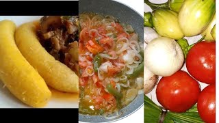 Bouillon de pieds de porc aux bananes plantain Recette ya makosso na makemba [upl. by Nekciv]