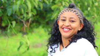 Zeynuu Mahbuub  Bareedduu Kamiseeባሬዱ ከሚሴ  New Ethiopian Music 2017Official Video [upl. by Trudnak107]