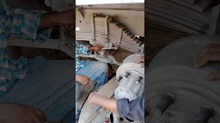 Leaf spring work leaf spring mechanic amazing truck viral short [upl. by Angelika]