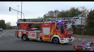 Erweiteter Löschzug der Feuerwehr Kelsterbach mit KLF 500 [upl. by Nidya]