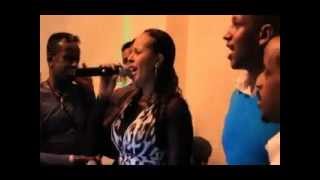 Nayruus 2013 Farxiya Fiska iyo Cayduruus Halyeey LIVE New Years EVE [upl. by Trovillion349]