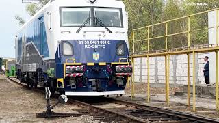 Craiova Primele locomotive CFR modernizate au intrat în probe [upl. by Htebezile106]