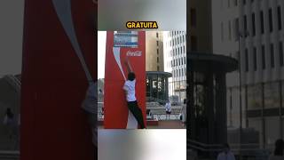 ¡La Máquina de Coca Cola Más Alta del Mundo 😱 [upl. by Ylrrad667]