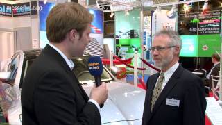 Fahren mit der Sonne Solarmodule integriert ins AutoDach MesseLIVE Intersolar 2010 [upl. by Suravart]