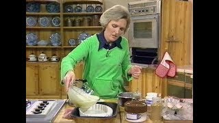 Mary Berry makes Creme Brulee  How to make Creme Brulee  Afternoon plus  1979 [upl. by Narok980]