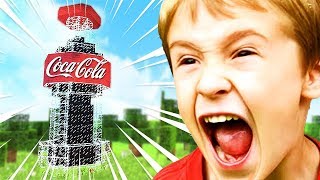 TROLLEO DENTRO DE UNA COCA COLA GIGANTE  TROLLEOS EN MINECRAFT 170 [upl. by Arbrab]