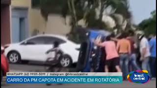 JBC 1610 Carro da PM capota em acidente em Rotatória [upl. by Miharba850]