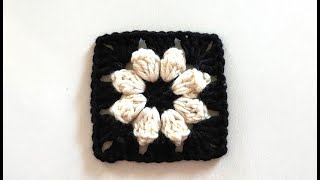 Kwadrat Babuni na szydełku letni prosty z kwiatem Easy Cute Crochet Granny Square [upl. by Ellenrahc]