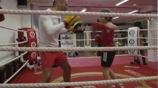 Thai amp Kickbox Training Für Profis und Anfänger Frauen amp Kinder in Basel [upl. by Odlopoel]