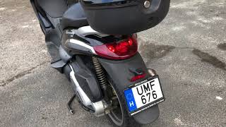 Piaggio Beverly 500  Leo Vince exhaust [upl. by Ybbor]